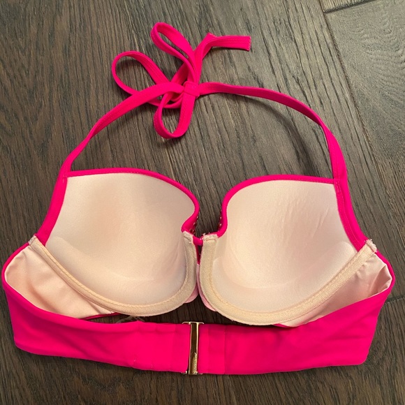 Hot pink Victoria Secret bikini top - Picture 3 of 4